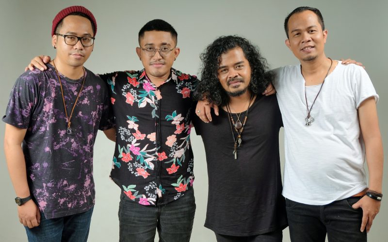 Rootbond Band Bentukan Azizi Blackout Rilis Album Indah Bersamamu di Jakarta