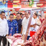 <strong>Gandeng Pasar Swalayan, Pj. Gubernur Heru Pastikan Stok Daging untuk Warga Terpenuhi dan Terjangkau</strong>